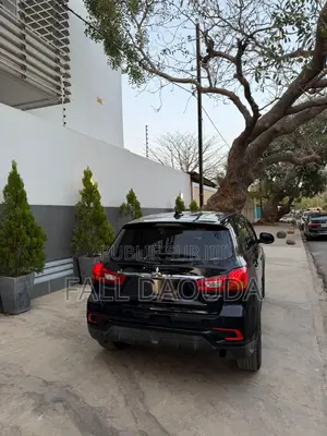 Mitsubishi RVR 2018 Noir