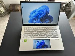 Nouveau Asus VivoBook W202 8GB Intel Core i5 SSD 512GB