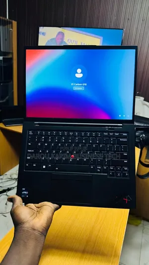 Nouveau Lenovo ThinkPad X1 Carbon 16GB Intel Core i7 SSD 512GB