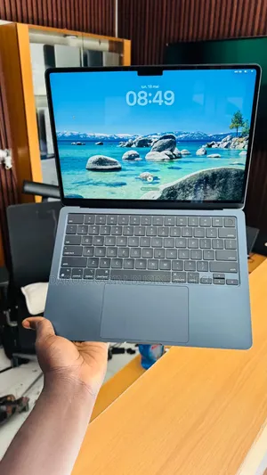 Nouveau Apple MacBook Air 2022 M2 16GB Apple M2 SSD 256GB