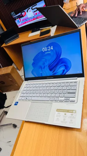 Nouveau Asus VivoBook S200E 16GB Intel Core i7 SSD 512GB