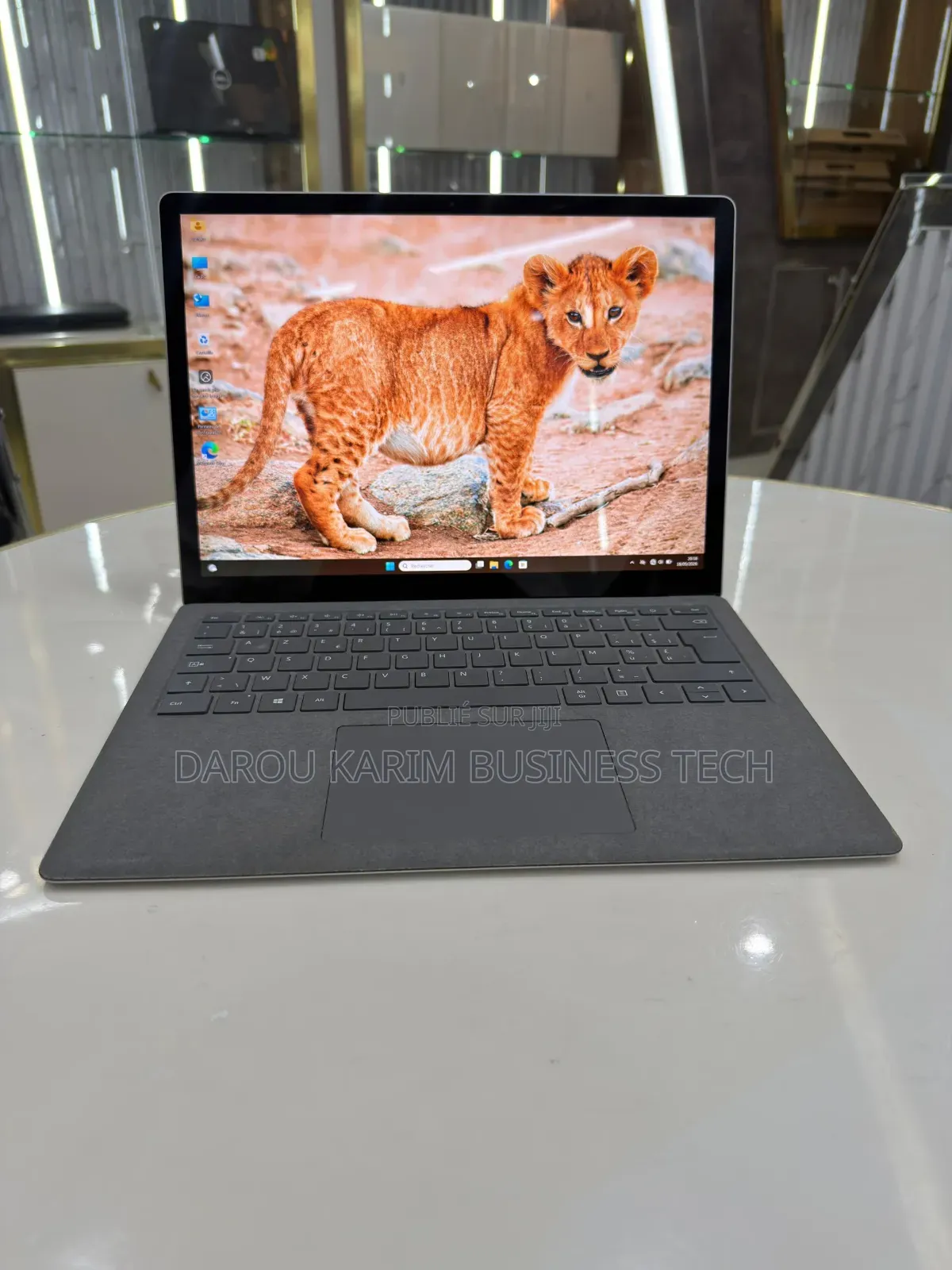 Nouveau Microsoft Surface Laptop 4 16GB AMD Ryzen 5 SSD 256GB