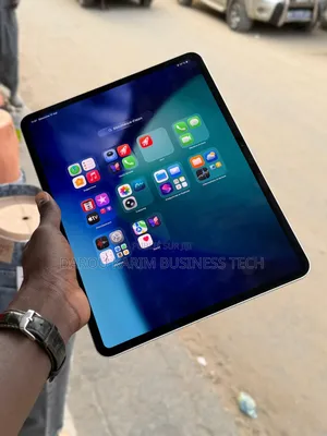 Nouveau Apple iPad Pro 13 (2025) 256 GB Autre