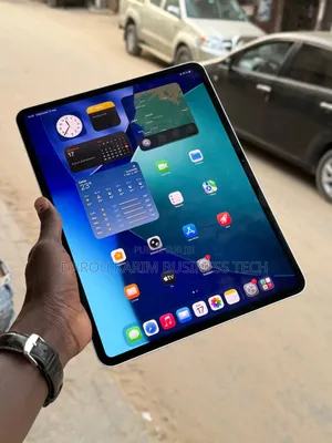 Nouveau Apple iPad Pro 13 (2025) 256 GB Autre