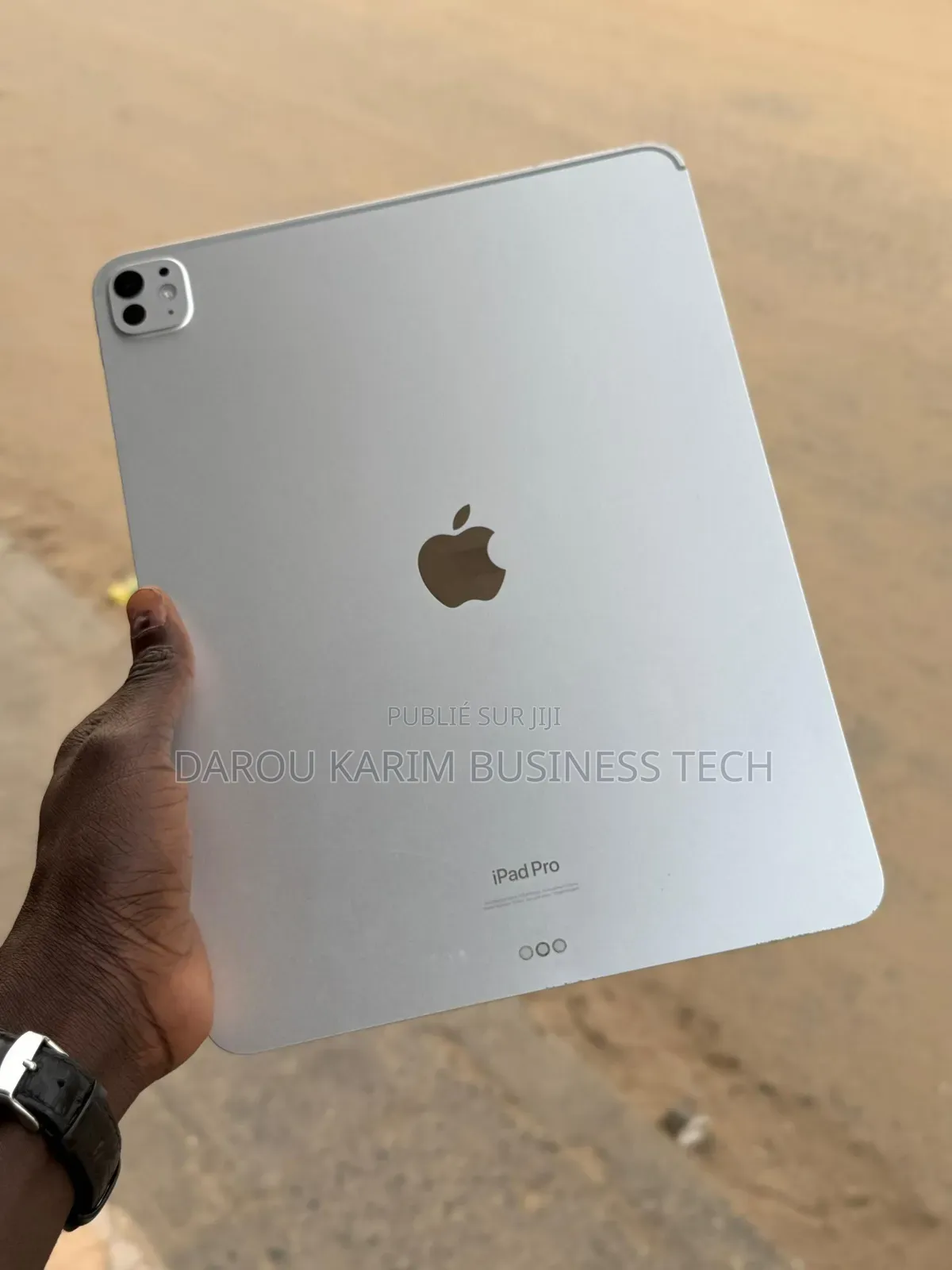 Nouveau Apple iPad Pro 13 (2025) 256 GB Autre