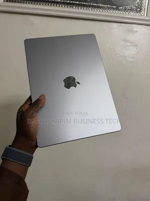 Nouveau Apple MacBook Pro 2021 M1 16GB Apple M1 Max SSD 1T