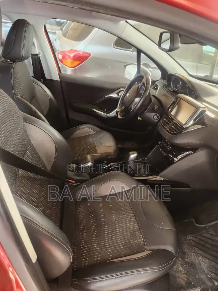 Peugeot 2008 2016 Rouge