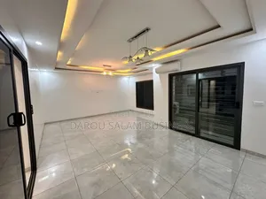 3chbre Appartement dans Mamelles, Yoff à Louer