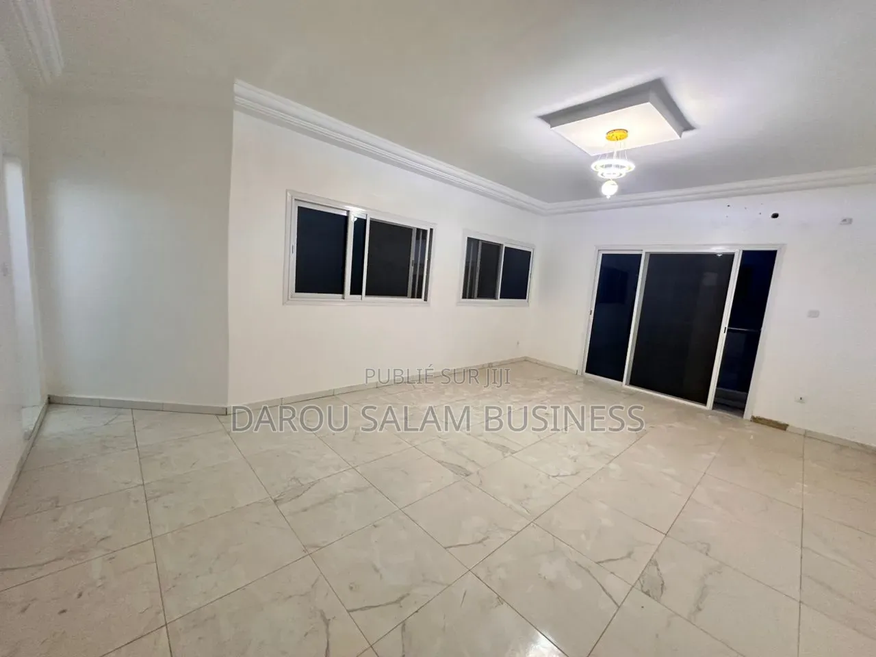 3chbre Appartement dans Mamelles, Yoff à Louer
