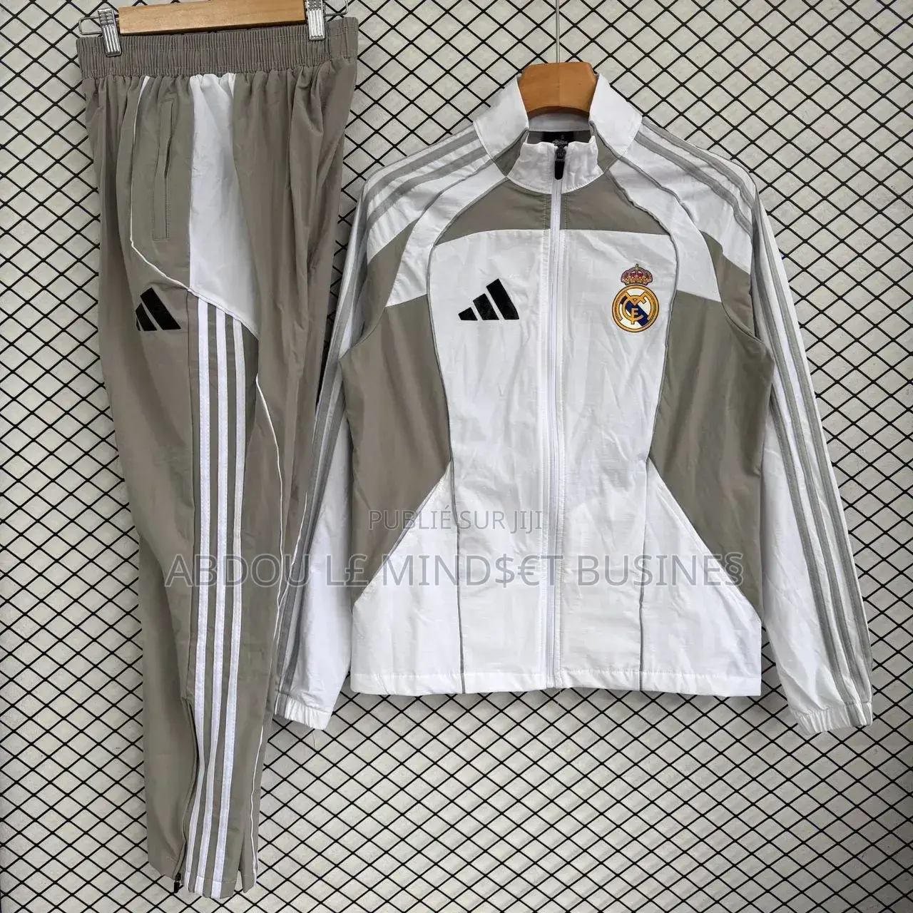 Blouson Réal Madrid Différents Couleur