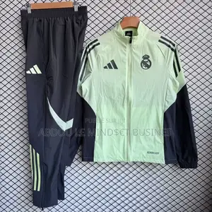 Blouson Réal Madrid Différents Couleur