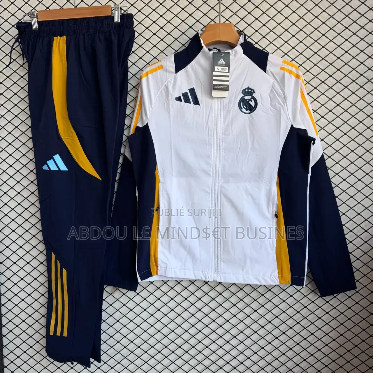 Blouson Réal Madrid Différents Couleur