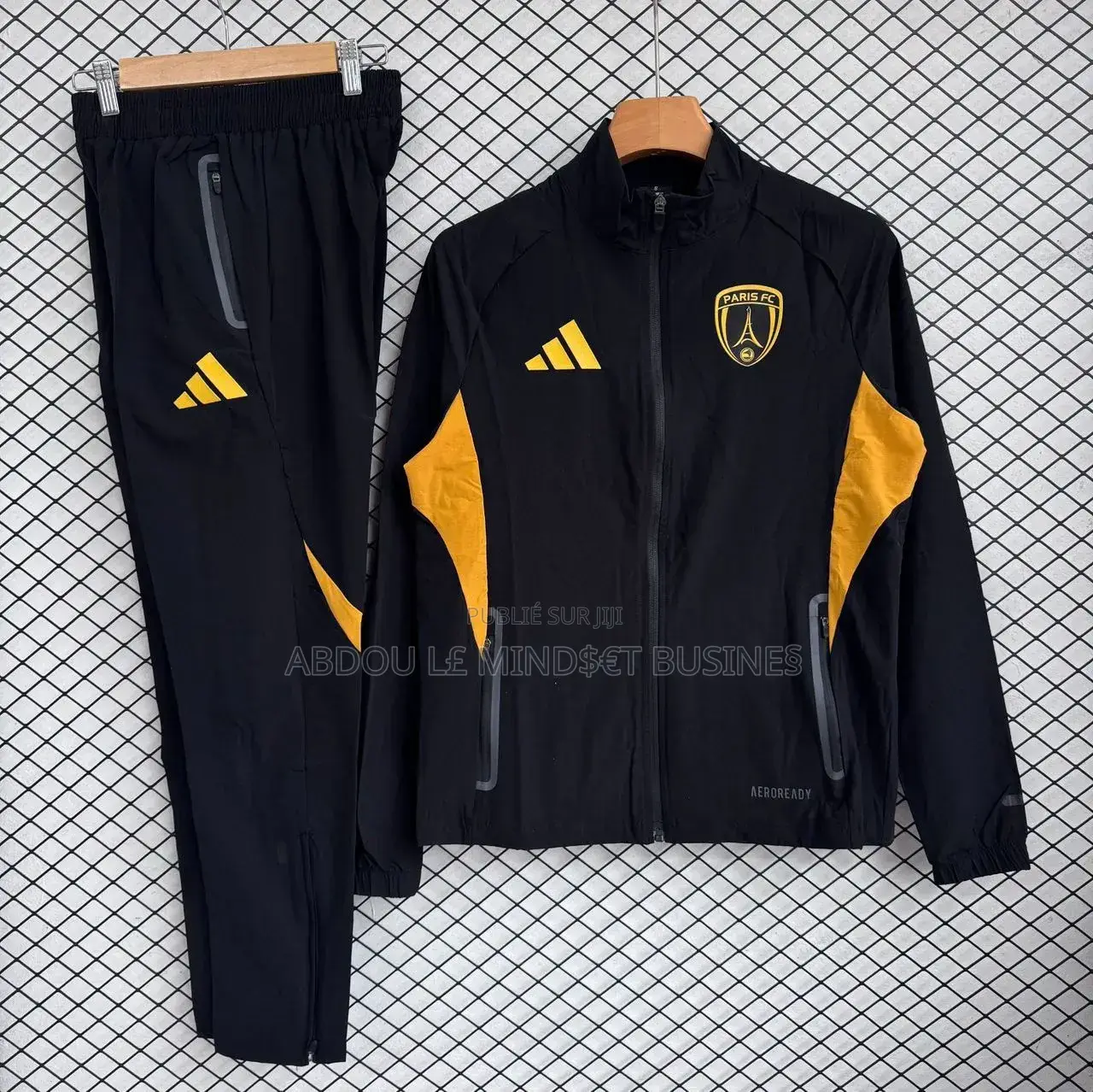 Blouson Différentes Équipe Disponible