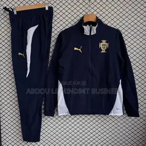 Blouson Différentes Équipe Disponible