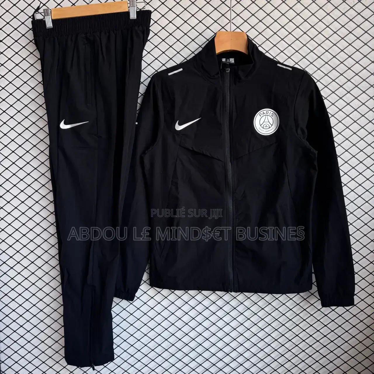 Blouson Différentes Équipe Disponible