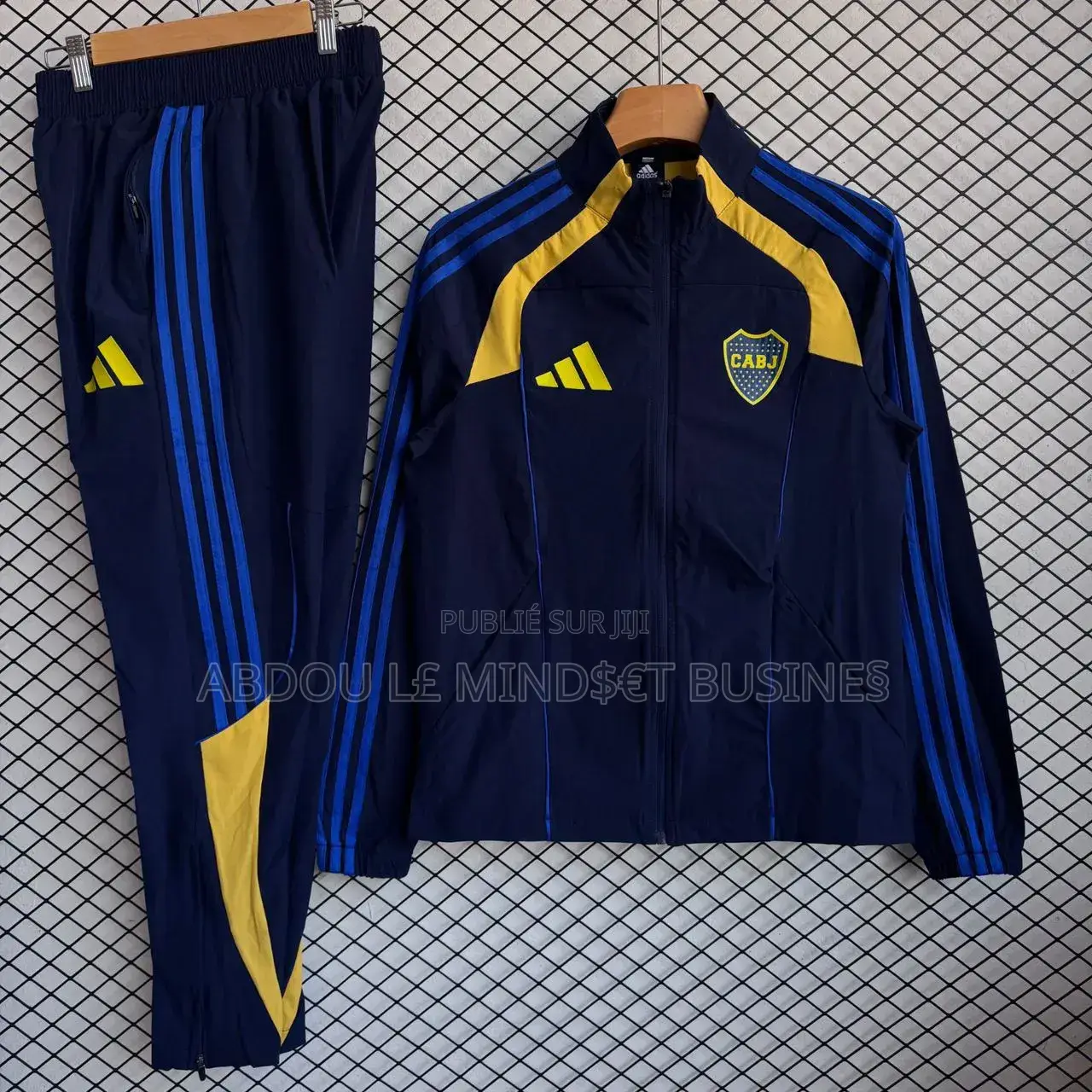 Blouson Différentes Équipe Disponible