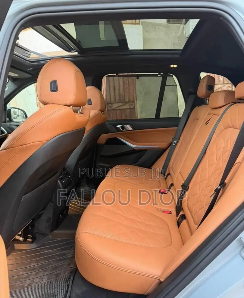 BMW X5 2025 Beige