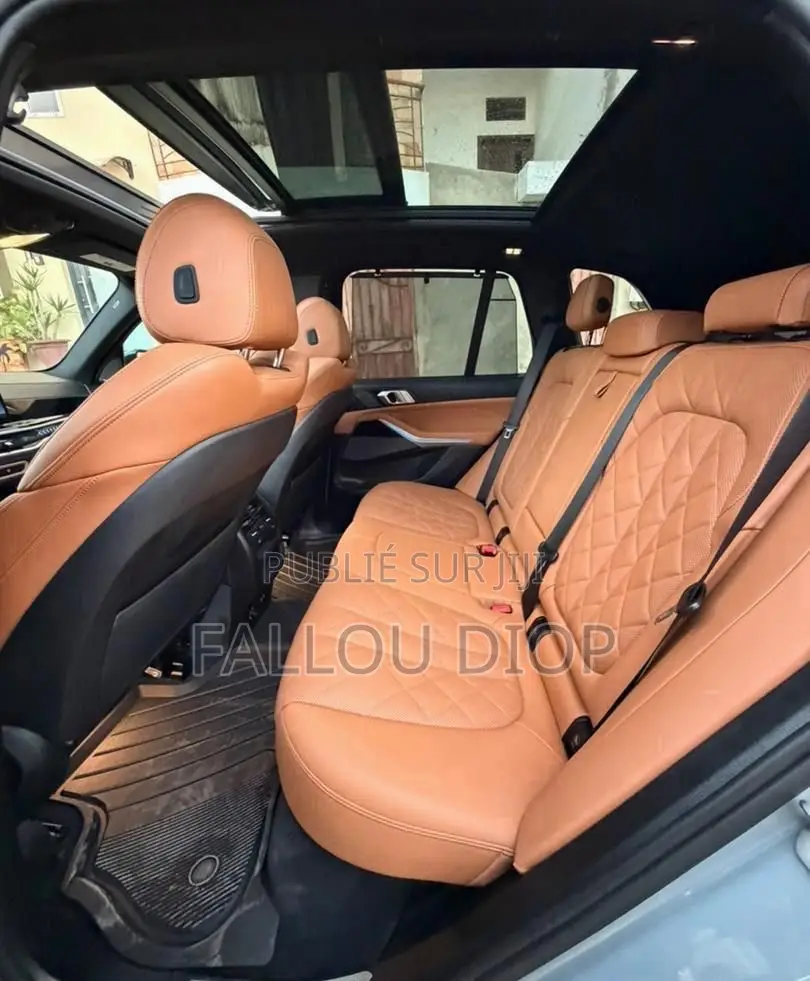 BMW X5 2025 Beige