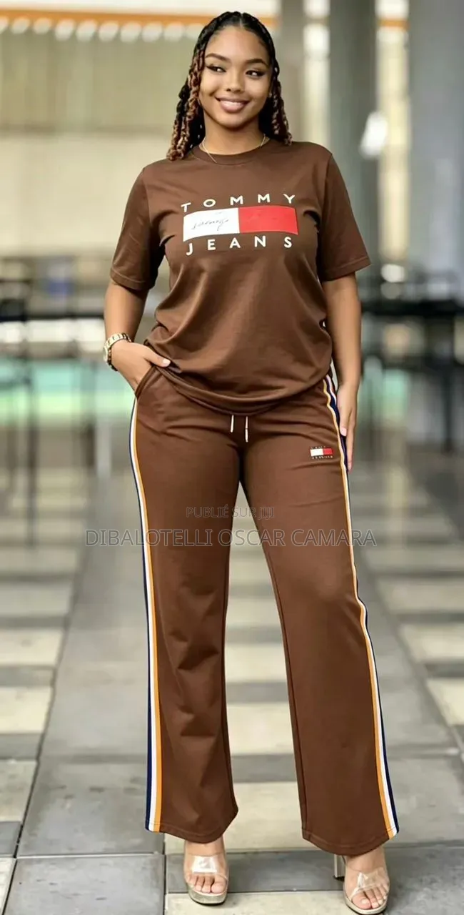 Tout Type De Vêtements Est Possible