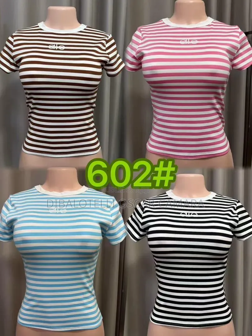 Tout Type De Vêtements Est Possible