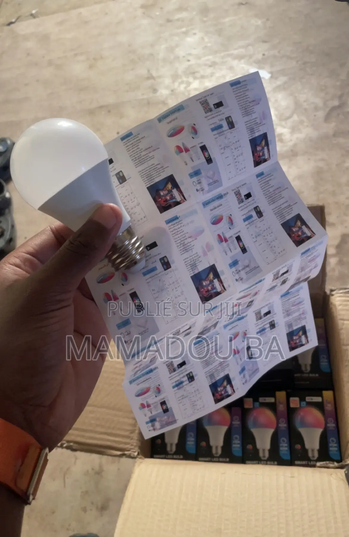 Ampoule Connectée RGB Intelligente — Tuya Bluetooth
