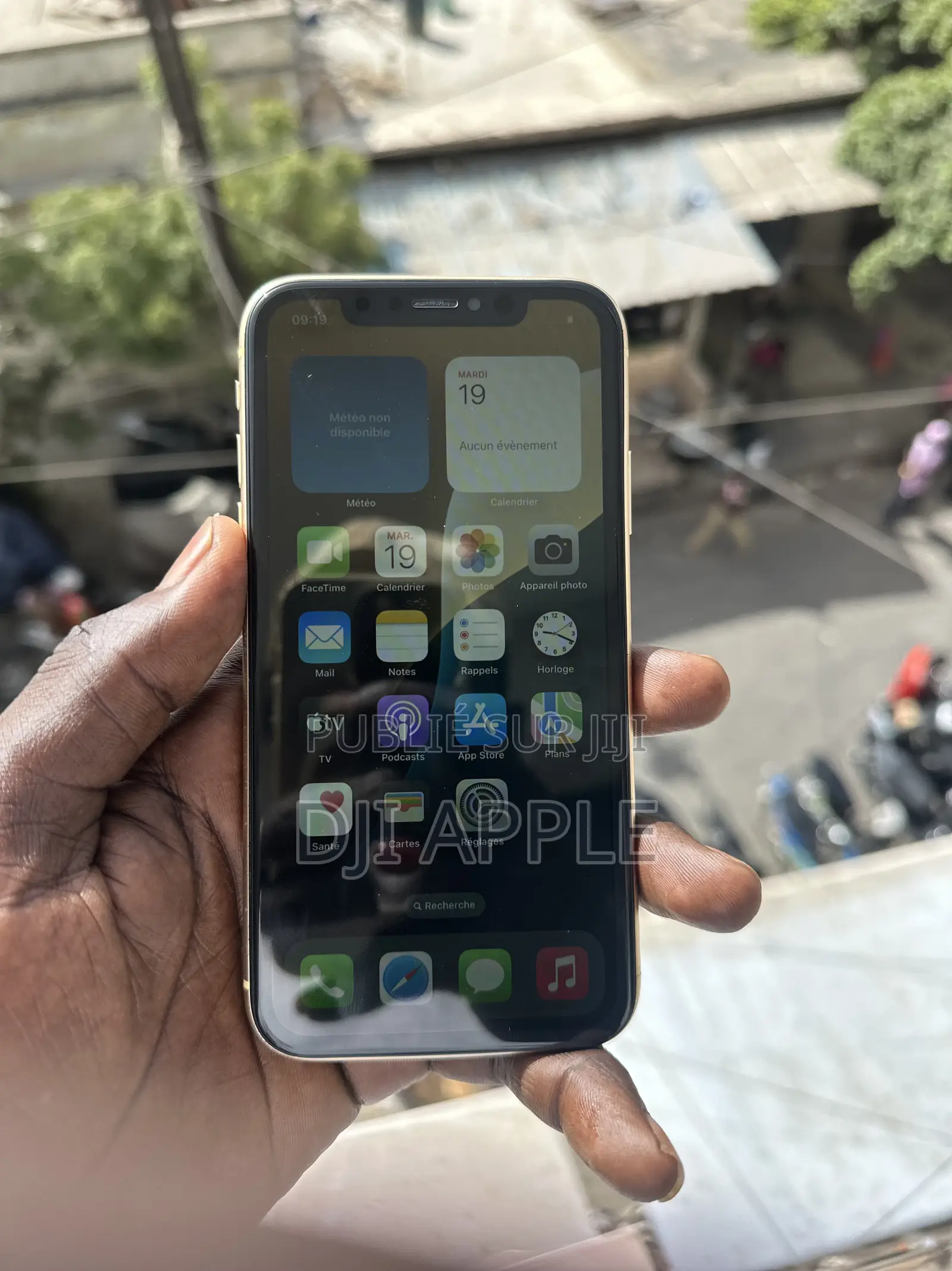 Apple iPhone XR 64 GB Jaune
