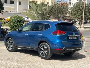 Nissan Rogue 2022 Bleu