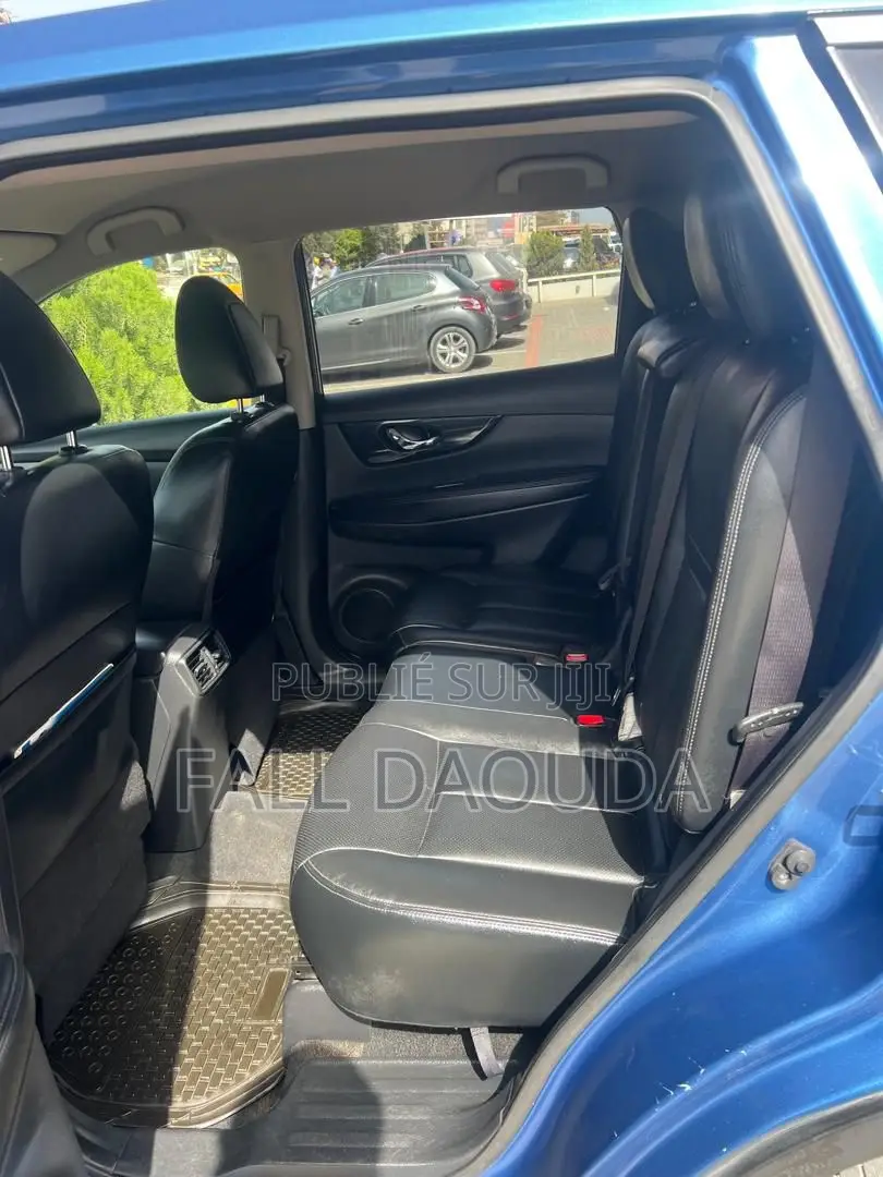 Nissan Rogue 2022 Bleu