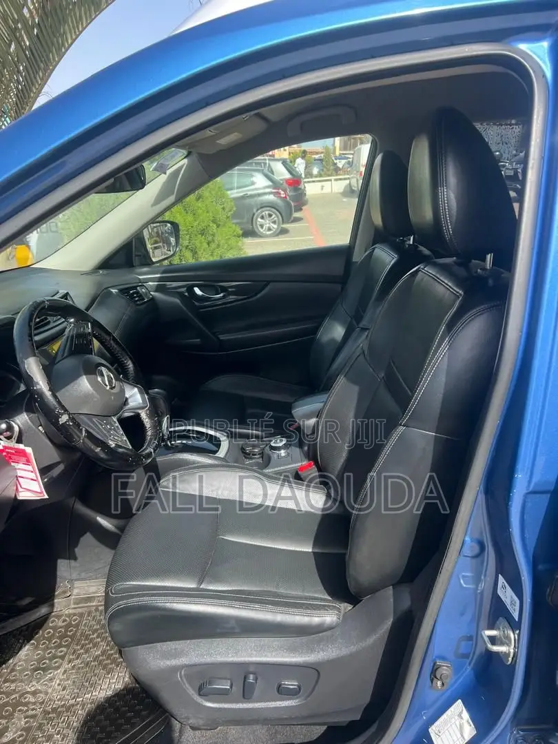 Nissan Rogue 2022 Bleu