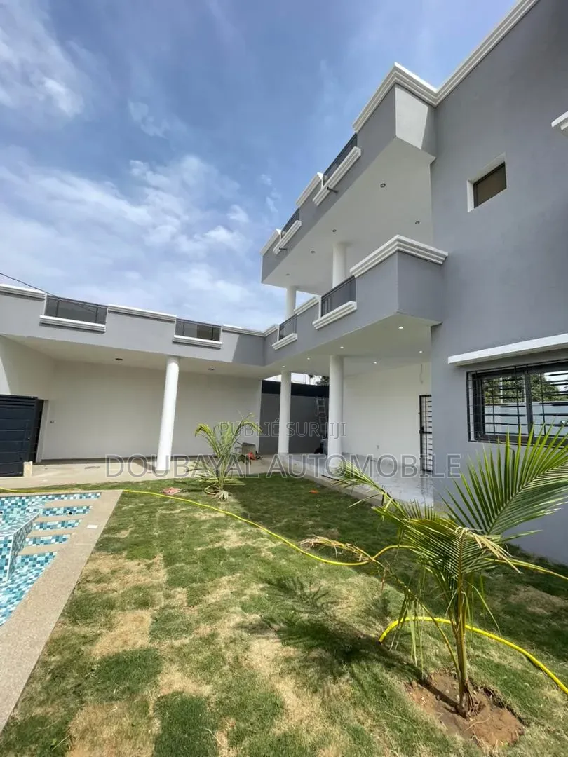 4chbre Villa dans Mbeur Saly Veringa, Thiès Sud à Vendre