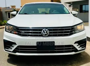 Volkswagen Passat 2018 Blanc