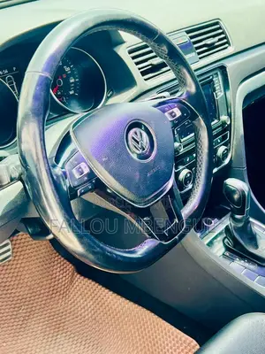 Volkswagen Passat 2018 Blanc