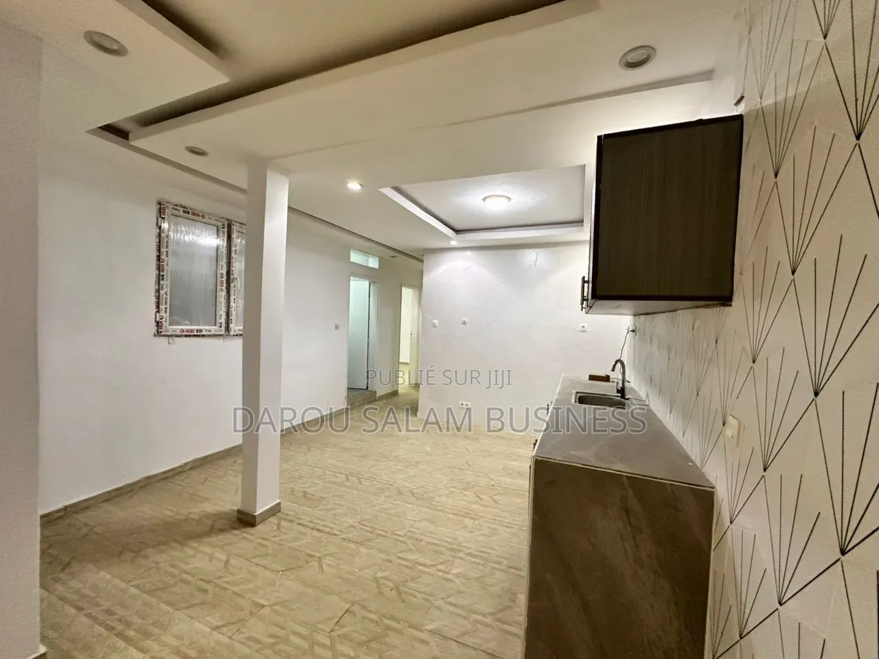 3chbre Appartement dans Ouest Foire, Yoff à Louer