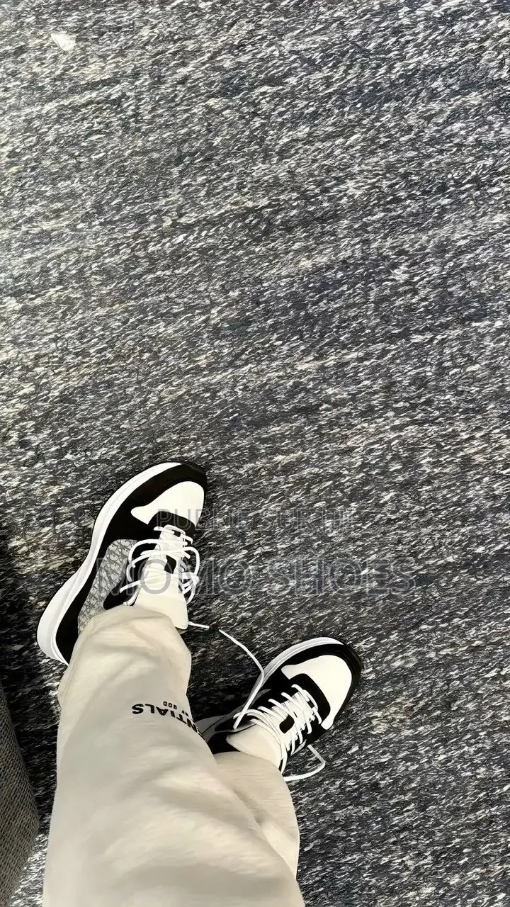 Dior B25 Runner – Sneakers Luxe Streetwear Premium