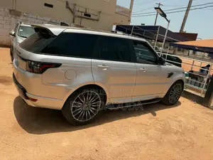 Land Rover Range Rover 2022 Gris
