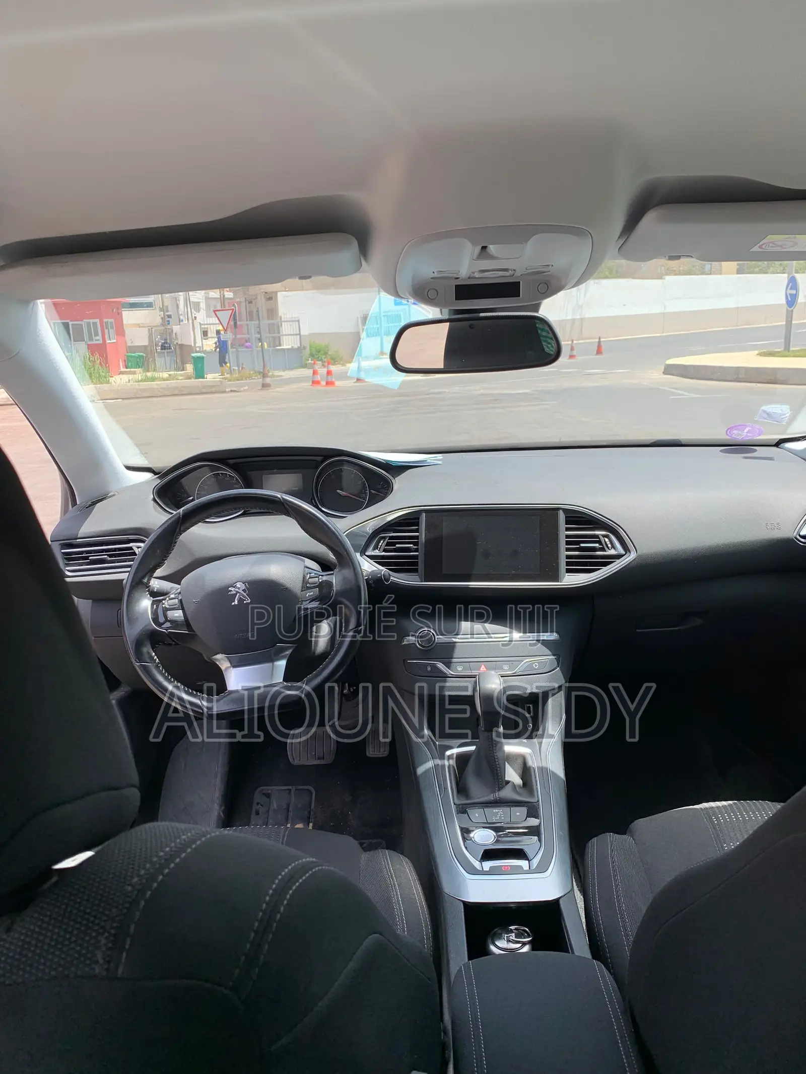 Peugeot 308 2017 Gris