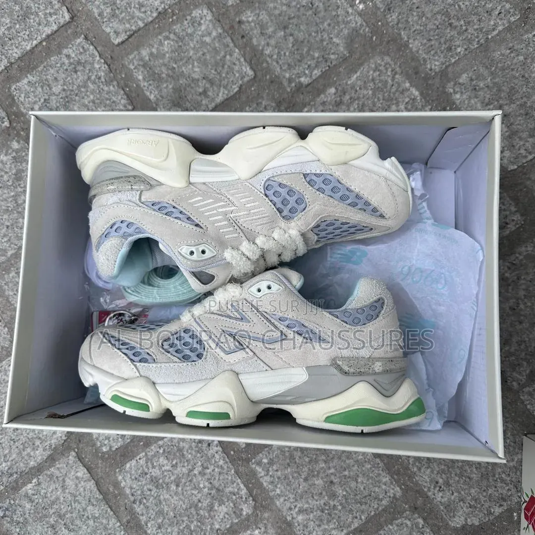 New Balance 9060 Bricks Wood – Premium Edition 