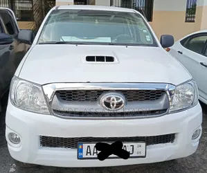 Location Pick-Up Toyota Hilux