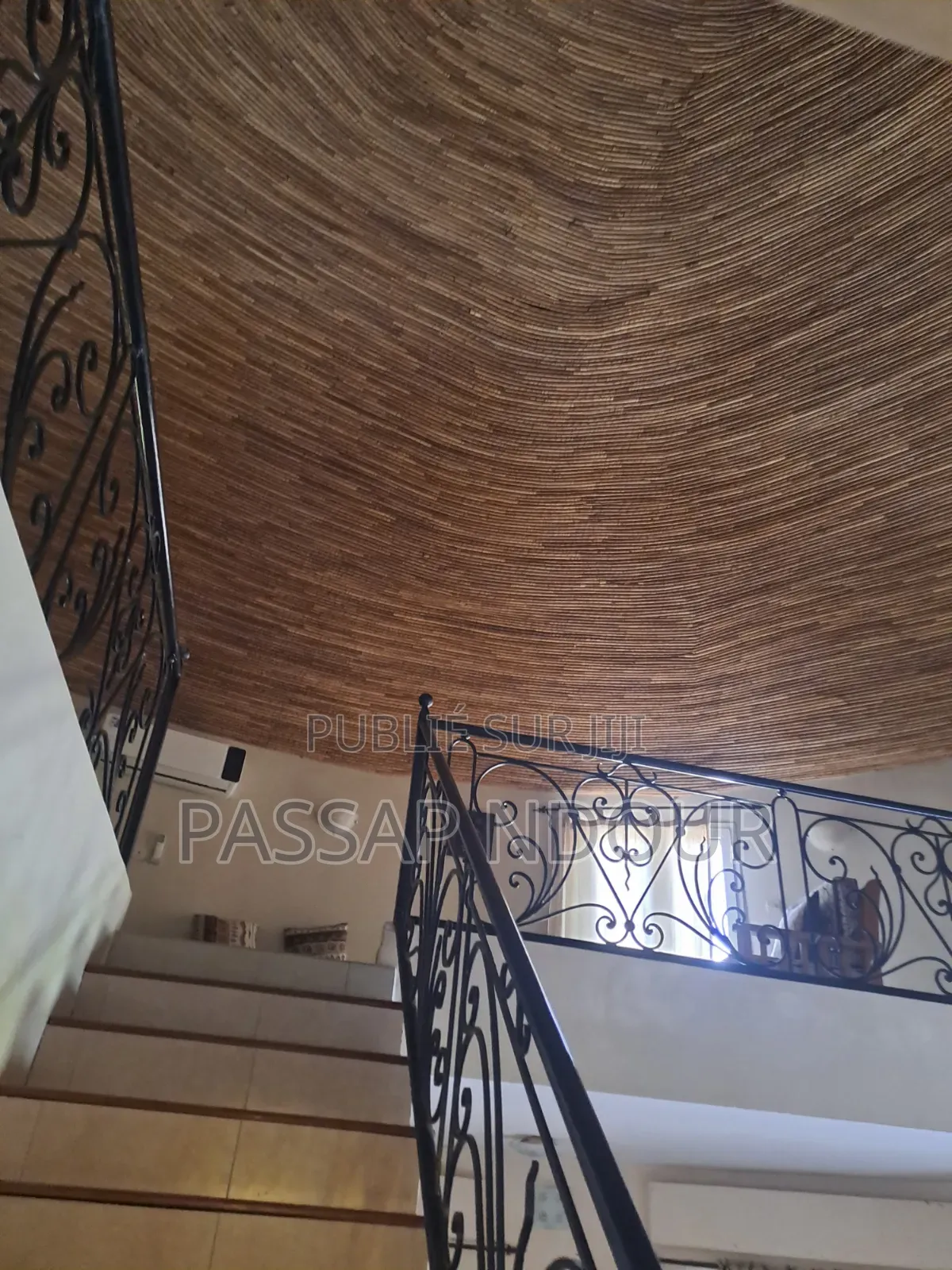 Location De Villa en Résidence Privée À Saly