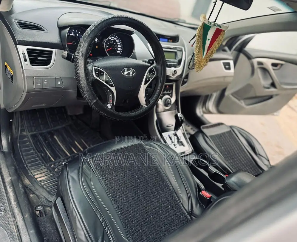 Hyundai Elantra 2013 Gris