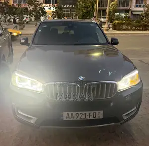 BMW X5 xDrive35i 4dr SUV AWD (3.0L 6cyl Turbo 8A) 2015 Noir