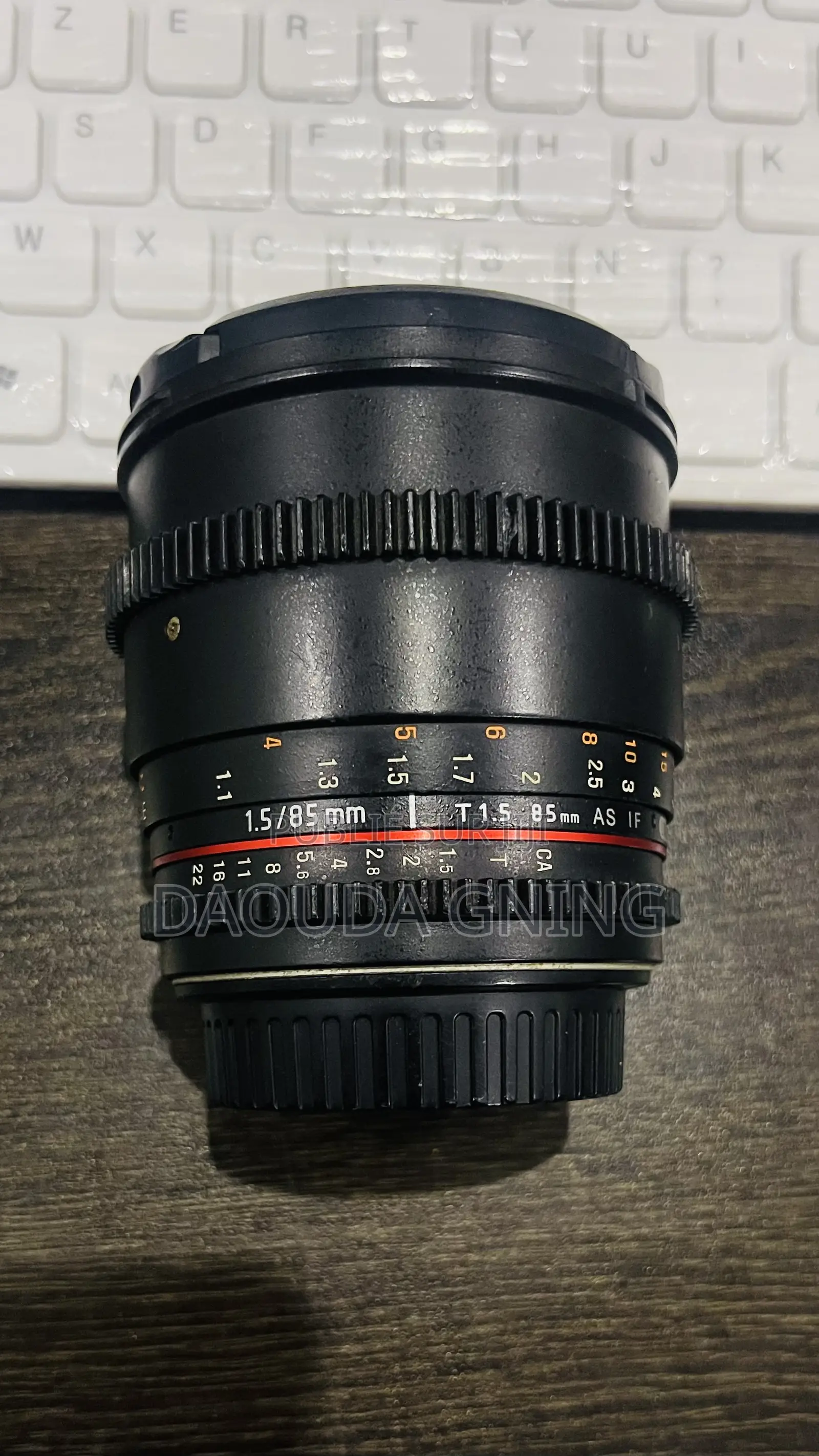 Objectif 85 Mm T 1.5 Disponible