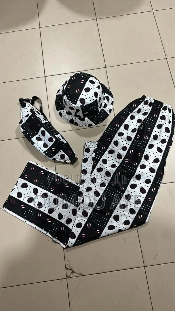 Pantalon Et Sac Banane