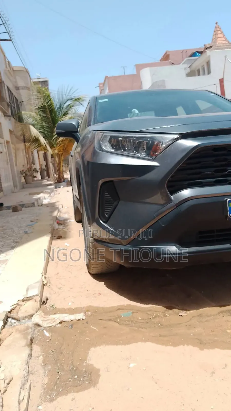 Toyota RAV4 LE 2021 Noir