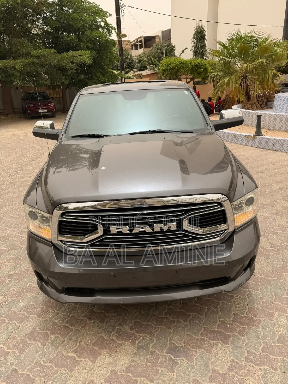 Dodge RAM 2016 Gris