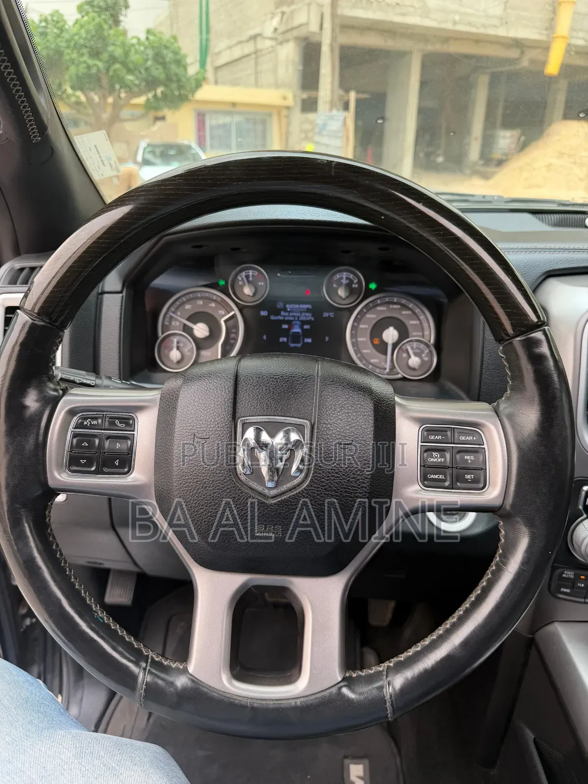 Dodge RAM 2016 Gris