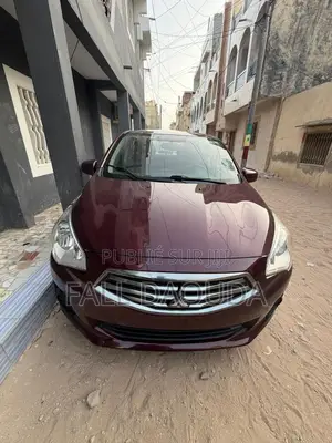 Mitsubishi Mirage 2017 Rouge