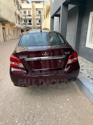 Mitsubishi Mirage 2017 Rouge