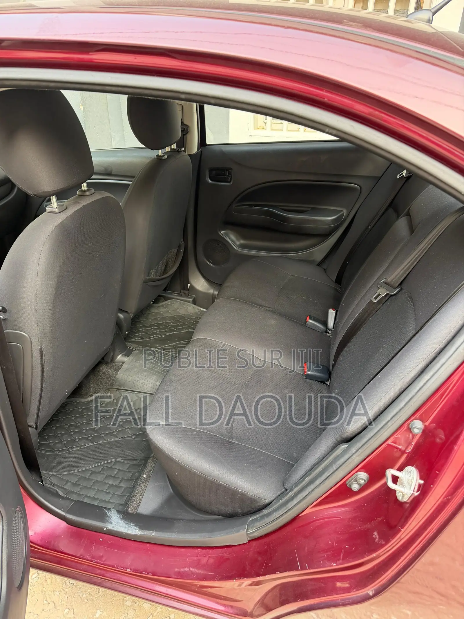 Mitsubishi Mirage 2017 Rouge