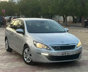 Peugeot 308 2016 Gris